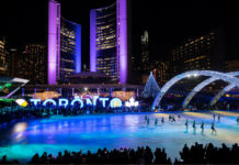 Nathan Phillips Square, Toronto, Ontario