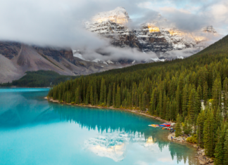 Moraine Lake Alberta Banff National park