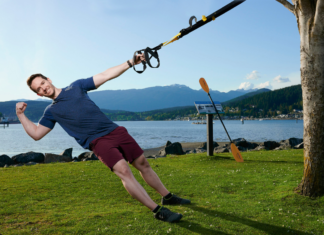 Sean Allt, Canada's Top Fitness Trainer, does TRX workout outside